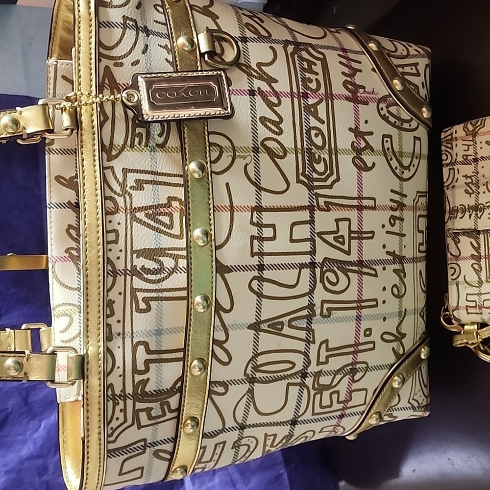 Coach Heritage Tattersall Graffiti 2 Fer  Golden Tote Bag & Matching Wristlet - Picture 2 of 16